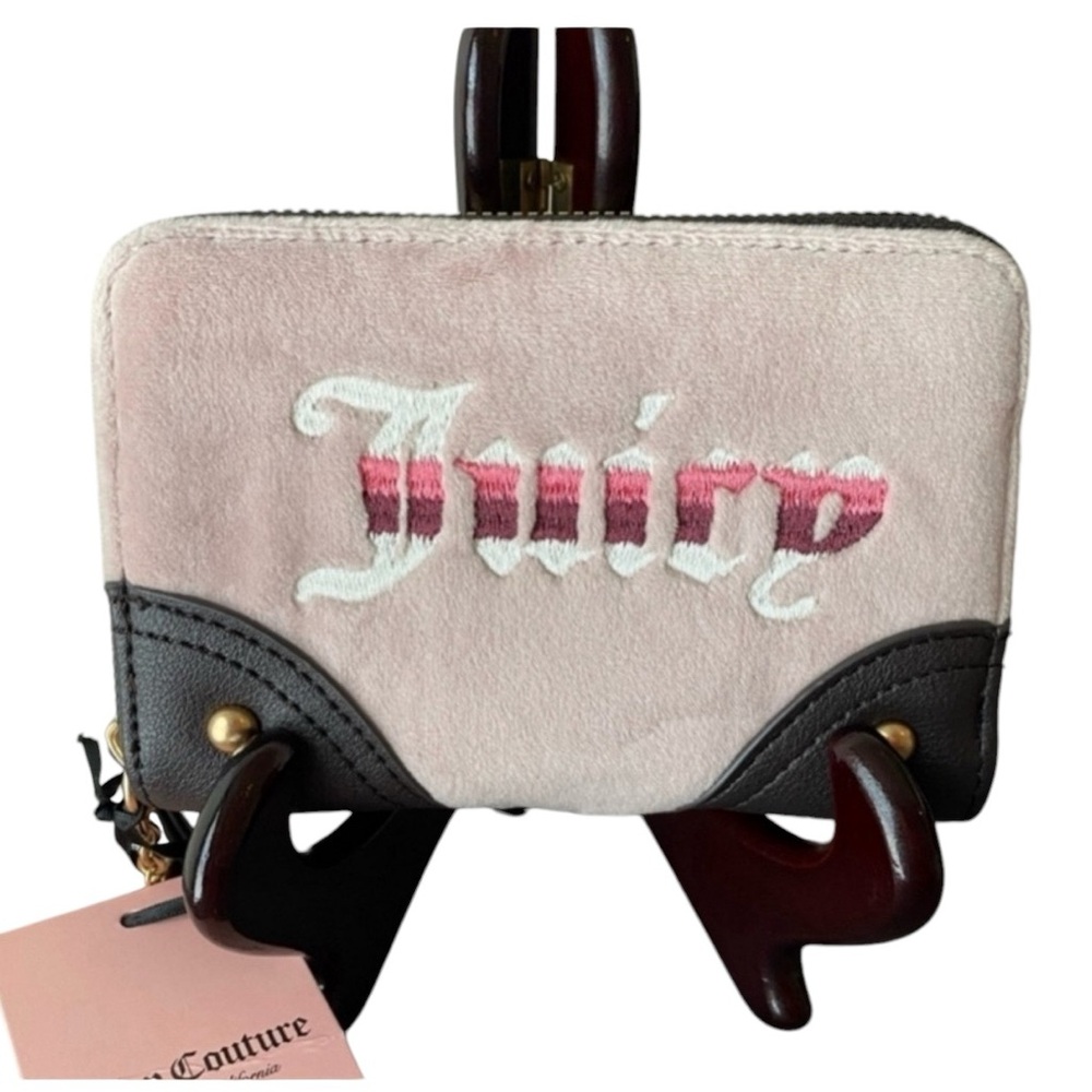 NWT JUICY COUTURE Voloure Pibk & Brown Double Zip Around Walle.As seen on live